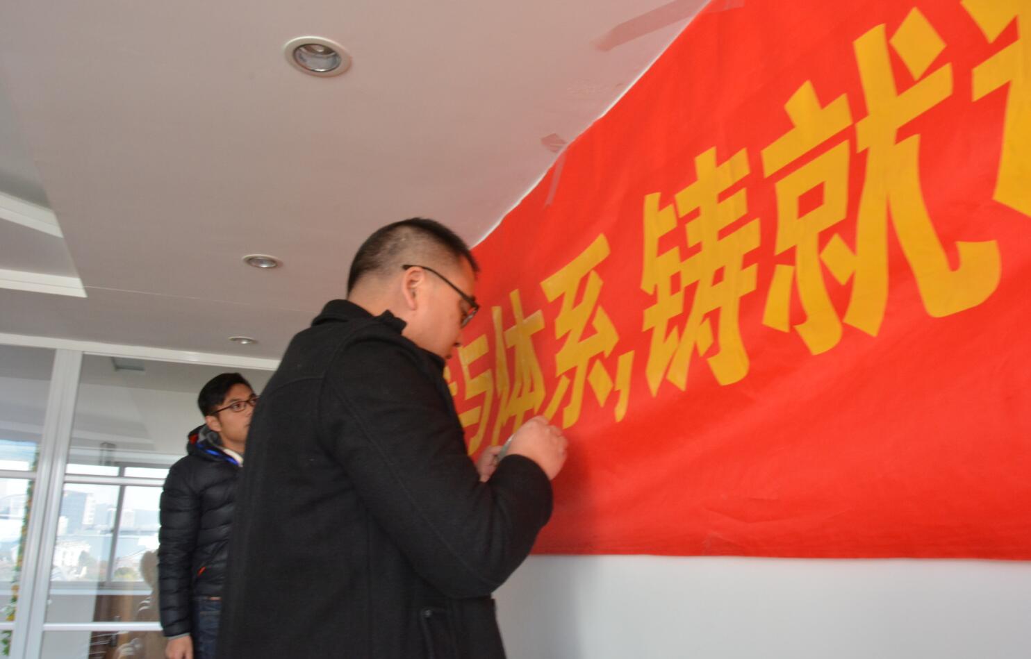 QQ截图20171219164619.jpg QQ截图20171219164619.jpg